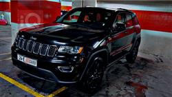 جیپ گراند شیرۆکی